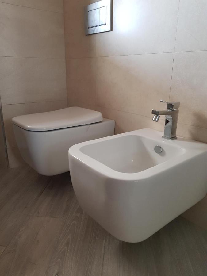 Trilocale Moderno In Centro Citta Apartment ตูริน ภายนอก รูปภาพ